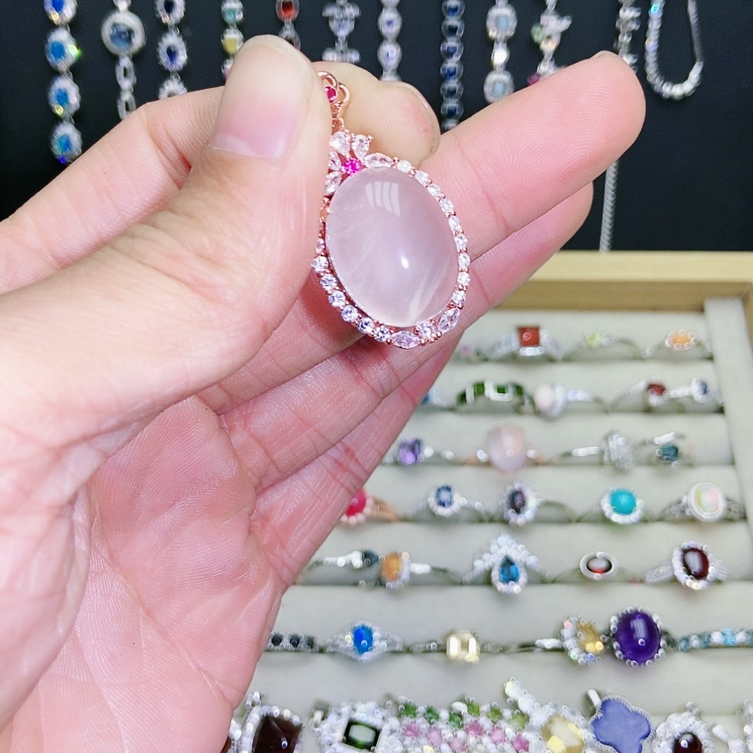 【闪购商品】吊坠(不含链)未镶嵌芙蓉石