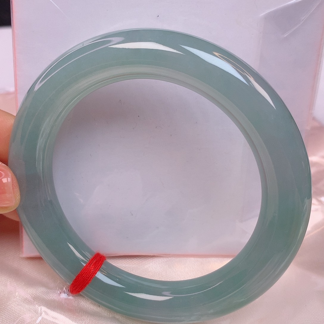 【闪购商品】翡翠手镯未镶嵌55圆条手镯
