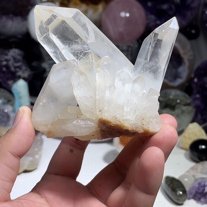 未镶嵌水晶珠宝半成品