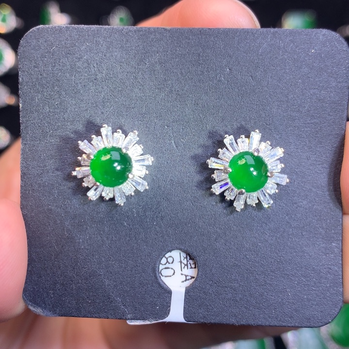 【闪购商品】翡翠吊坠(不含链)银S925镶嵌天然翡翠