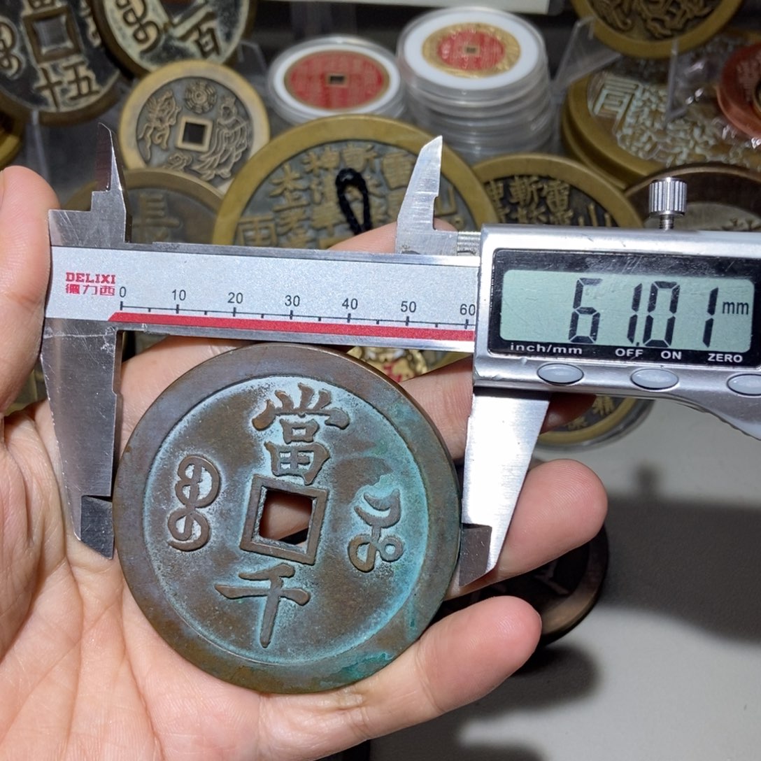 铜翻砂铸造现代工艺品