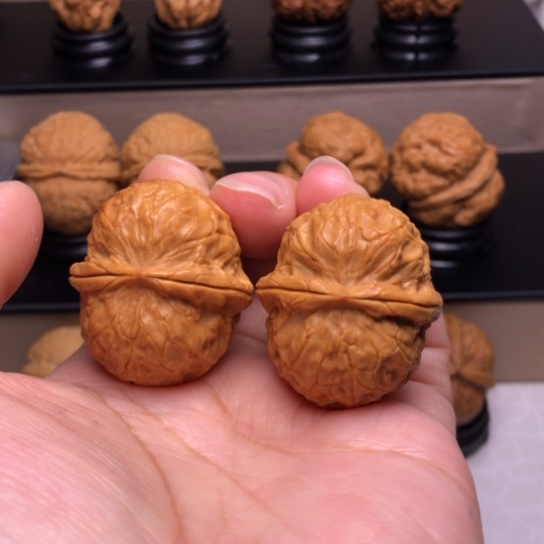 文玩核桃把件金龟子元宝21