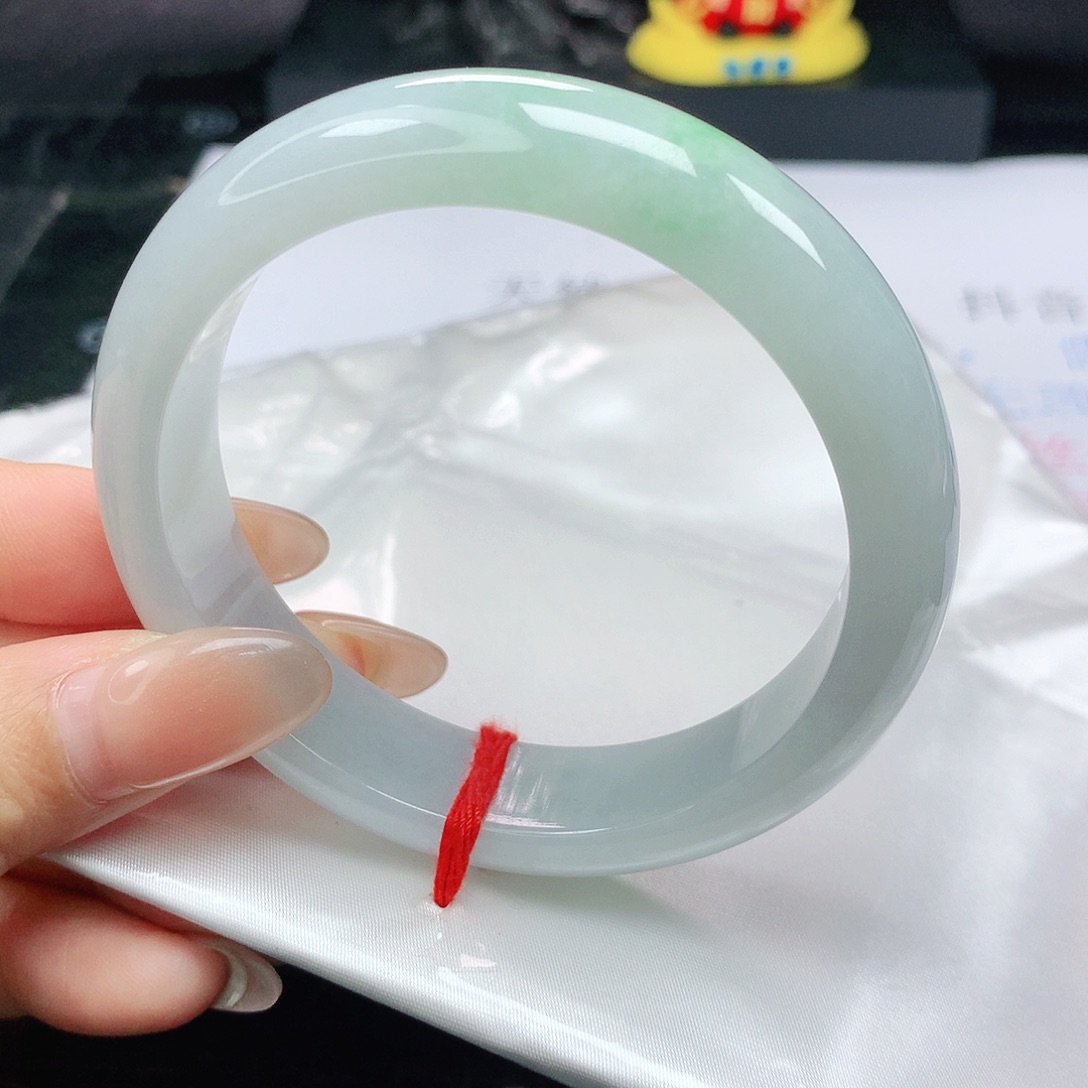 未镶嵌手镯翡翠正