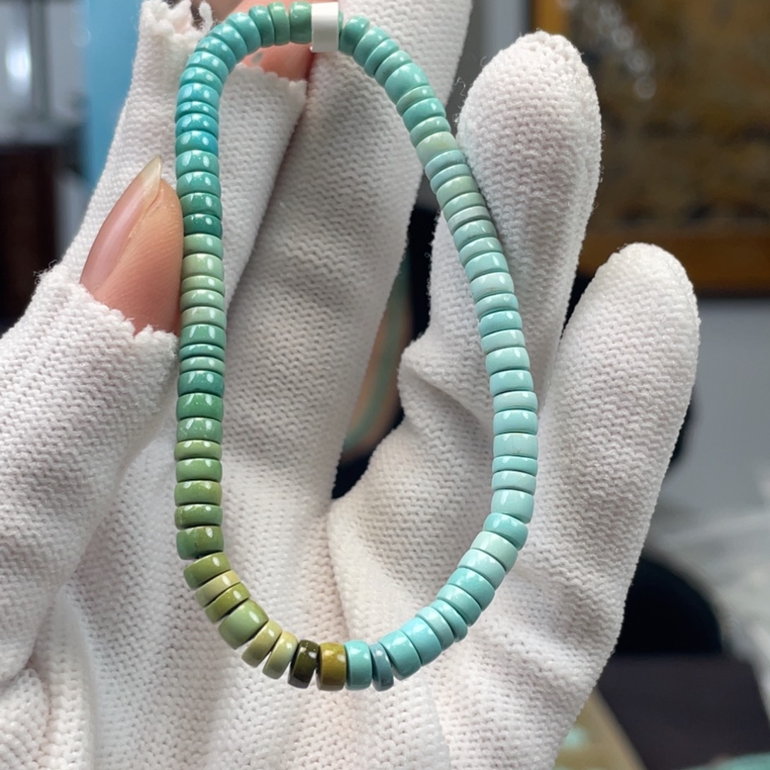 绿松石未镶嵌挂件