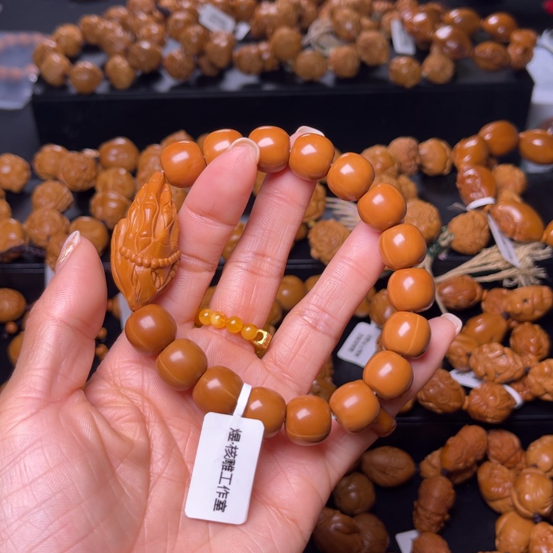 橄榄核吊坠橄榄核佛手