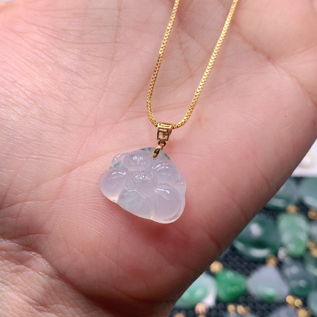 【闪购商品】翡翠吊坠(不含链)18K金镶嵌