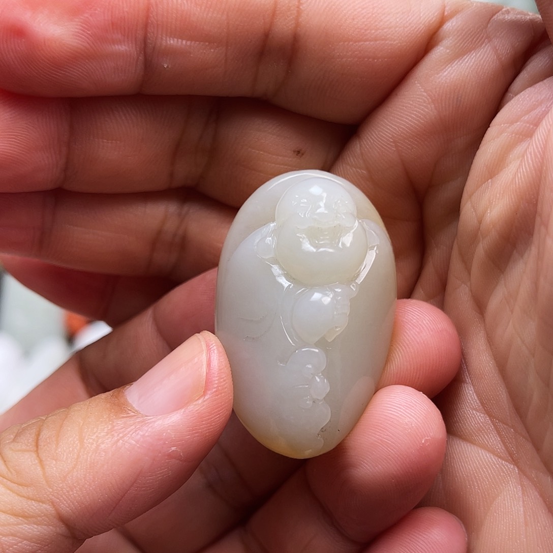 和田玉颈饰未镶嵌