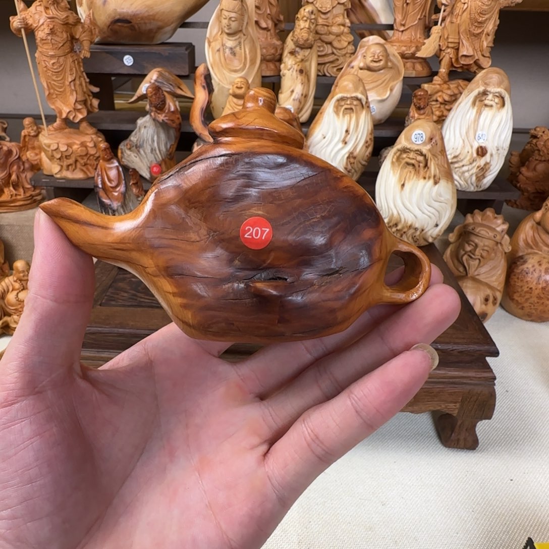 柏木（崖柏）小木匠艺雕一物一拍