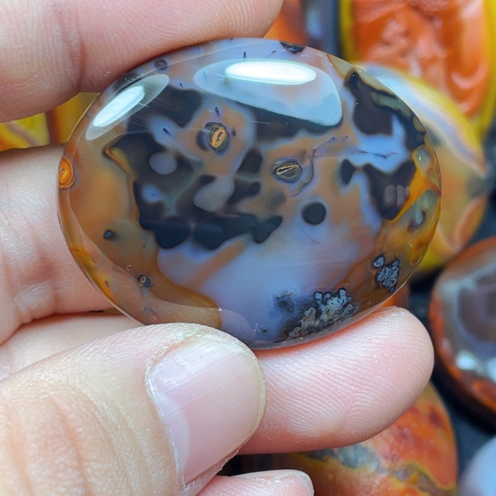 冒***鼎玛瑙/玉髓未镶嵌颈饰