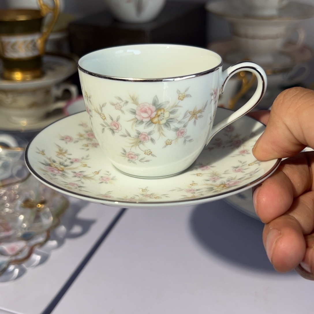 瓷片哈哈哈我也是很喜欢这个