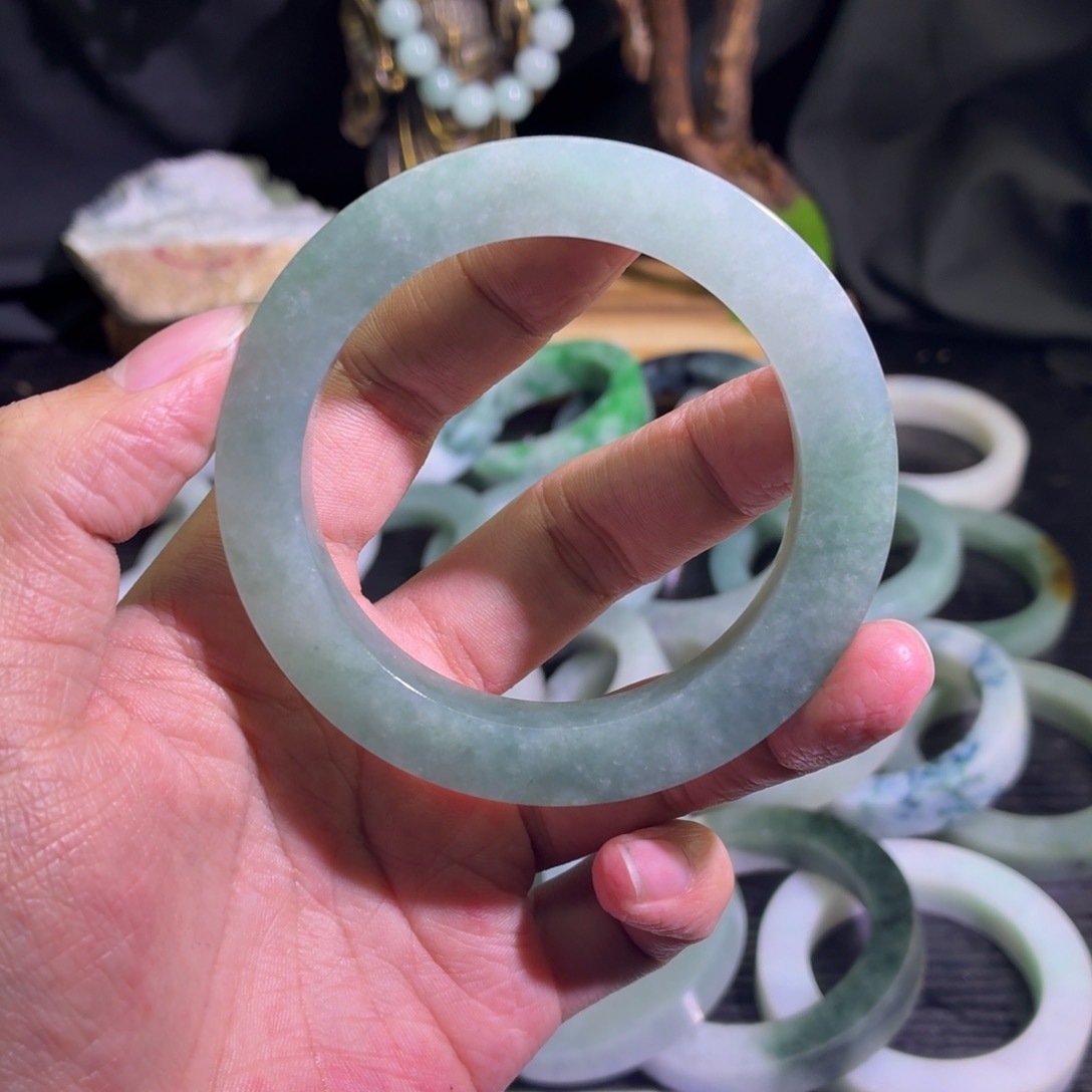 定制翡翠未镶嵌天然翡翠A货毛胚手镯定制