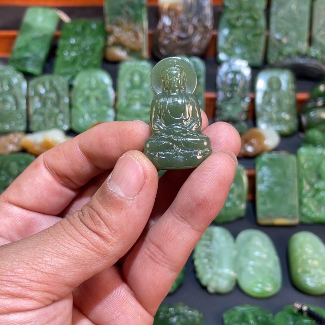 和田玉和田玉吊坠未镶嵌