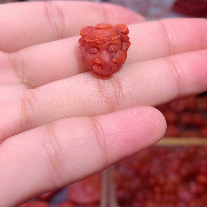 南红玛瑙未镶嵌南红包浆象首