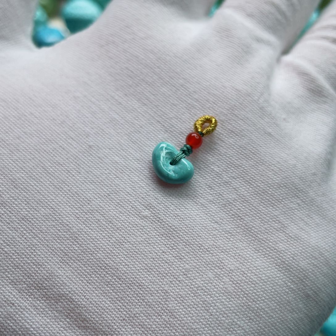 南红玛瑙颈饰未镶嵌