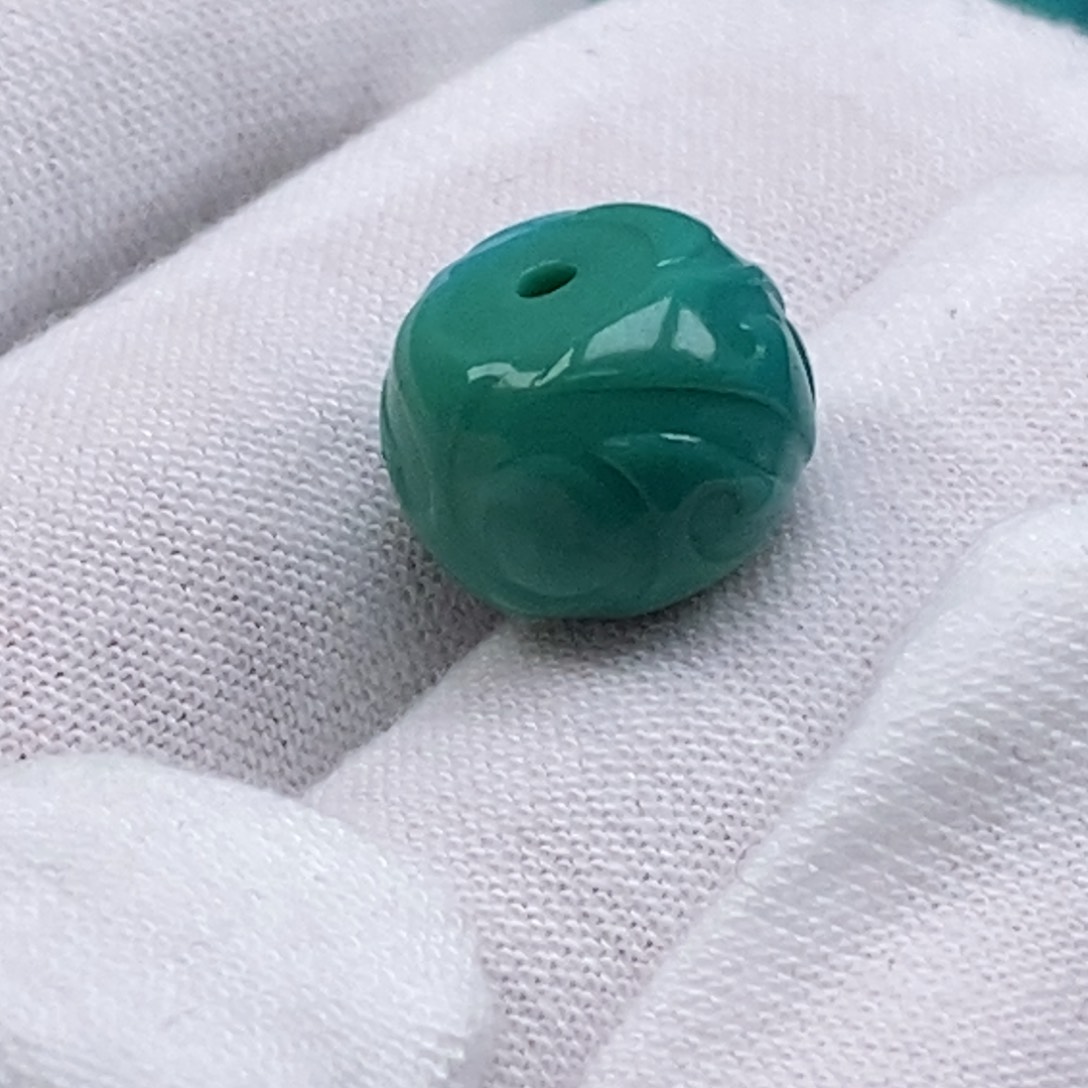 绿松石颈饰未镶嵌沐*