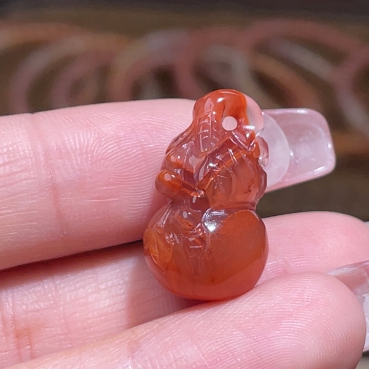 南红玛瑙配饰未镶嵌