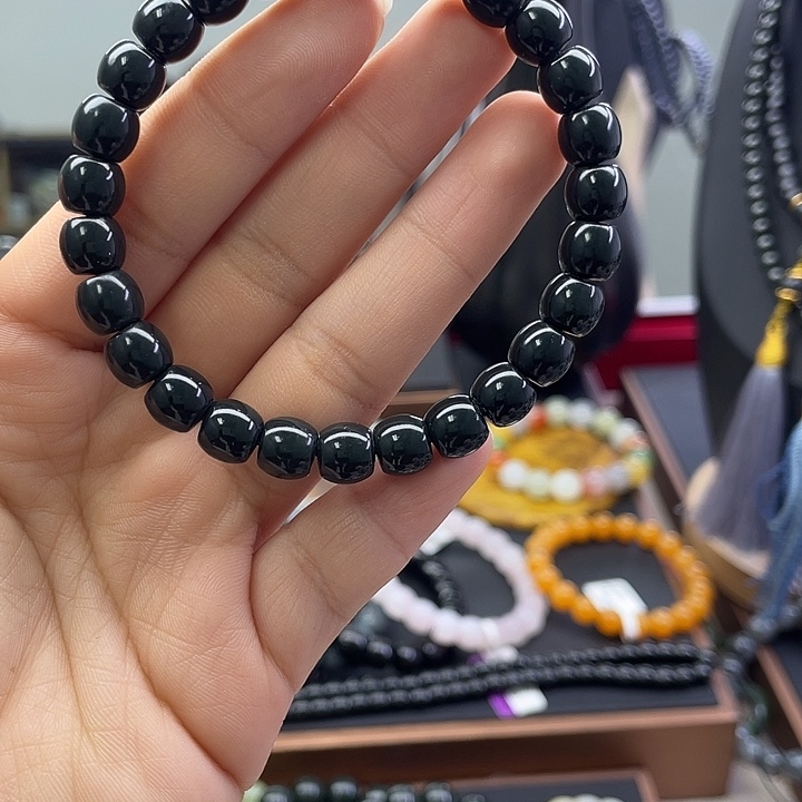 和田玉未镶嵌手串