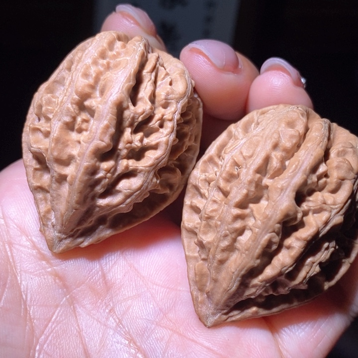 文玩核桃把件东北野生楸子小美09