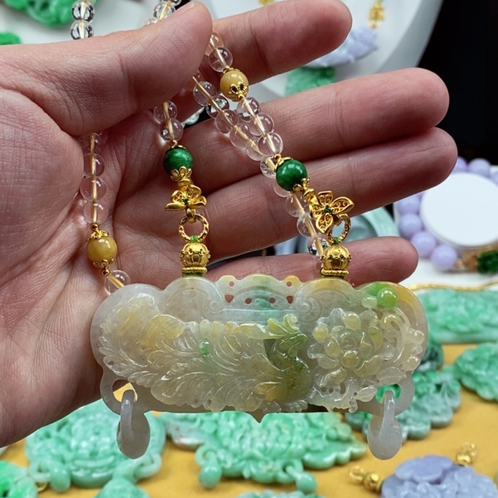 翡翠颈饰未镶嵌翡翠吊坠挂件