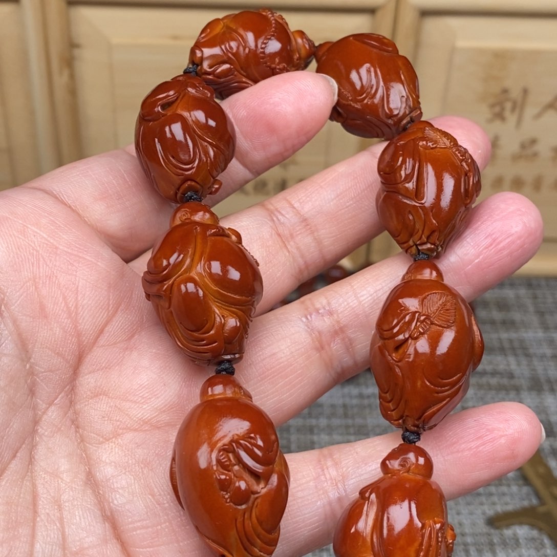 涛***旧吊坠橄榄核米勒20