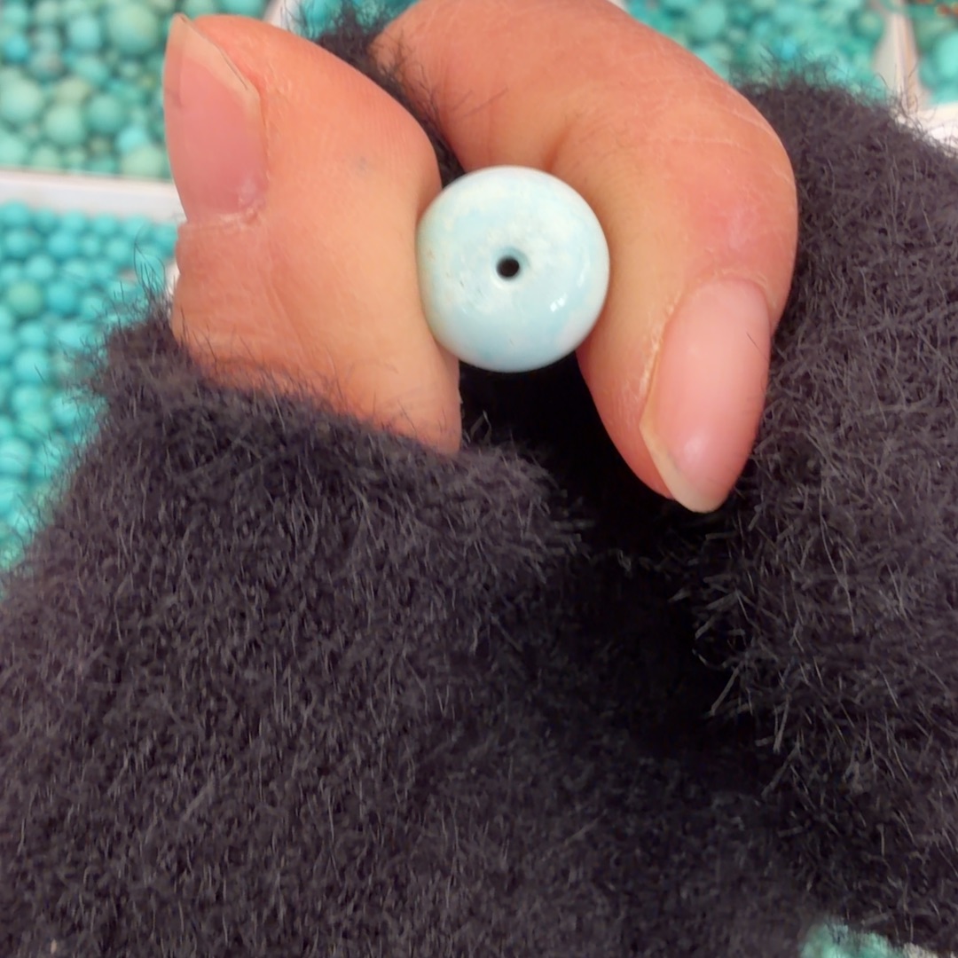 沙***船绿松石未镶嵌圆珠老型