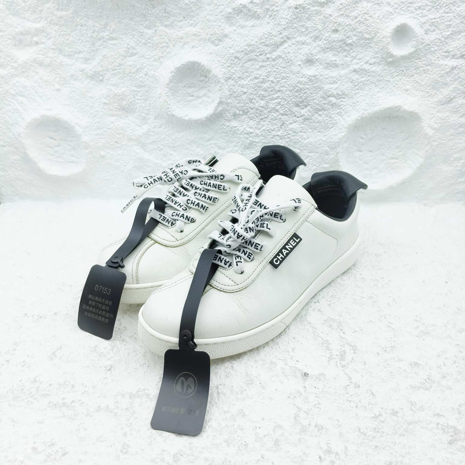 99新 Chanel/香奈儿 36.5码/白色休闲板鞋/百搭经典