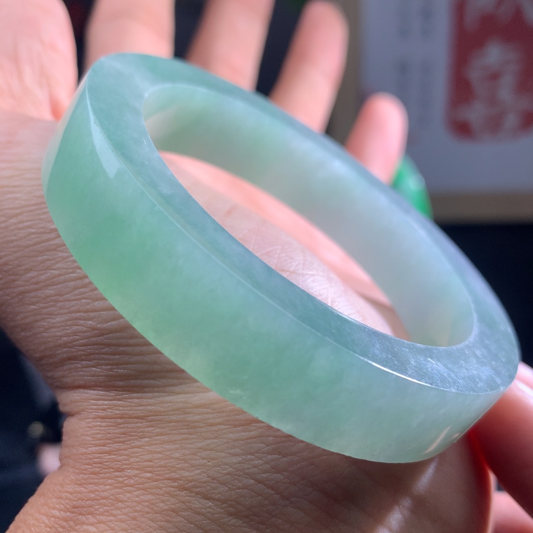 定制翡翠手镯未镶嵌