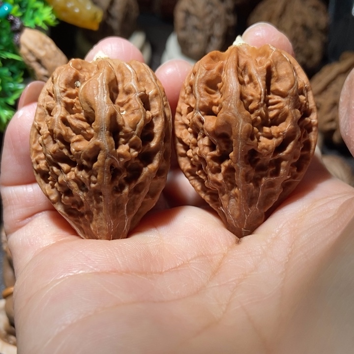 把件文玩核桃东北楸子小雪30