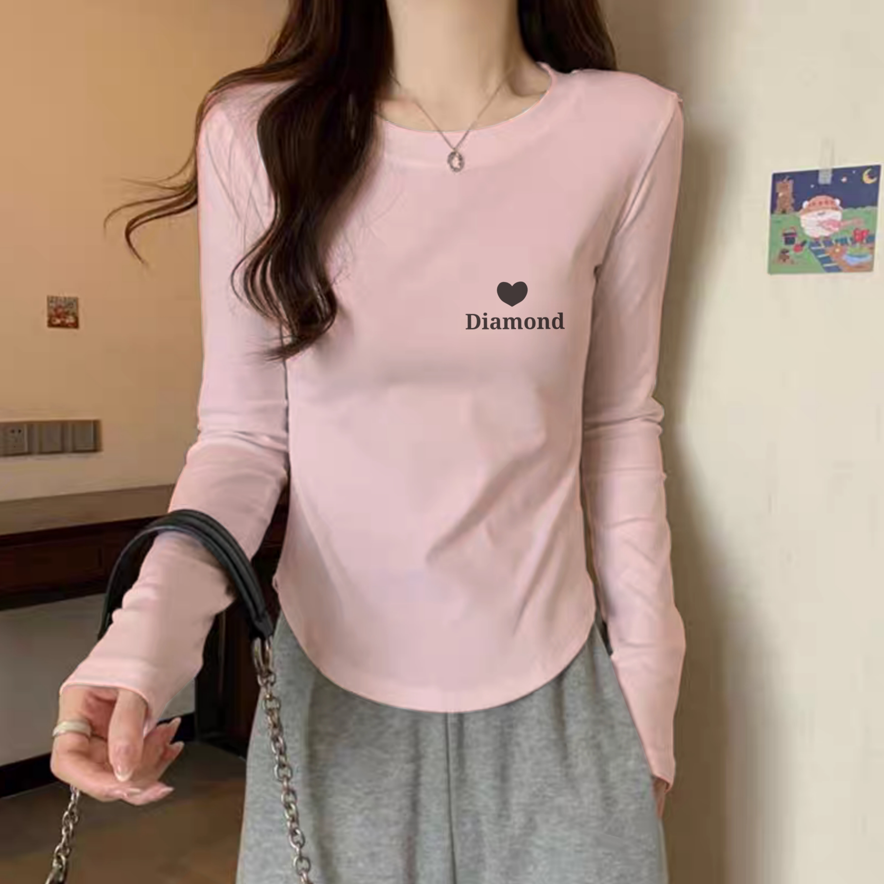 爱心字母新款显瘦小个子纯棉独特长袖上衣早秋时尚内搭打底衫女