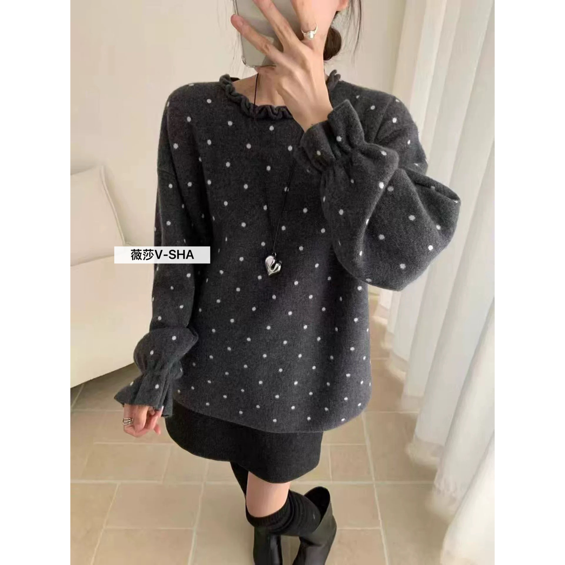 薇莎25131【甜美风】圆领木耳边波点娃娃袖针织衫毛衣设计感宽松