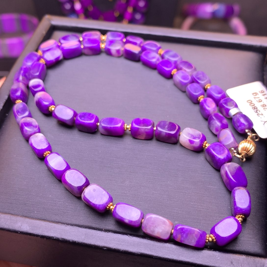 苏纪石（舒俱来）18K金镶嵌项链