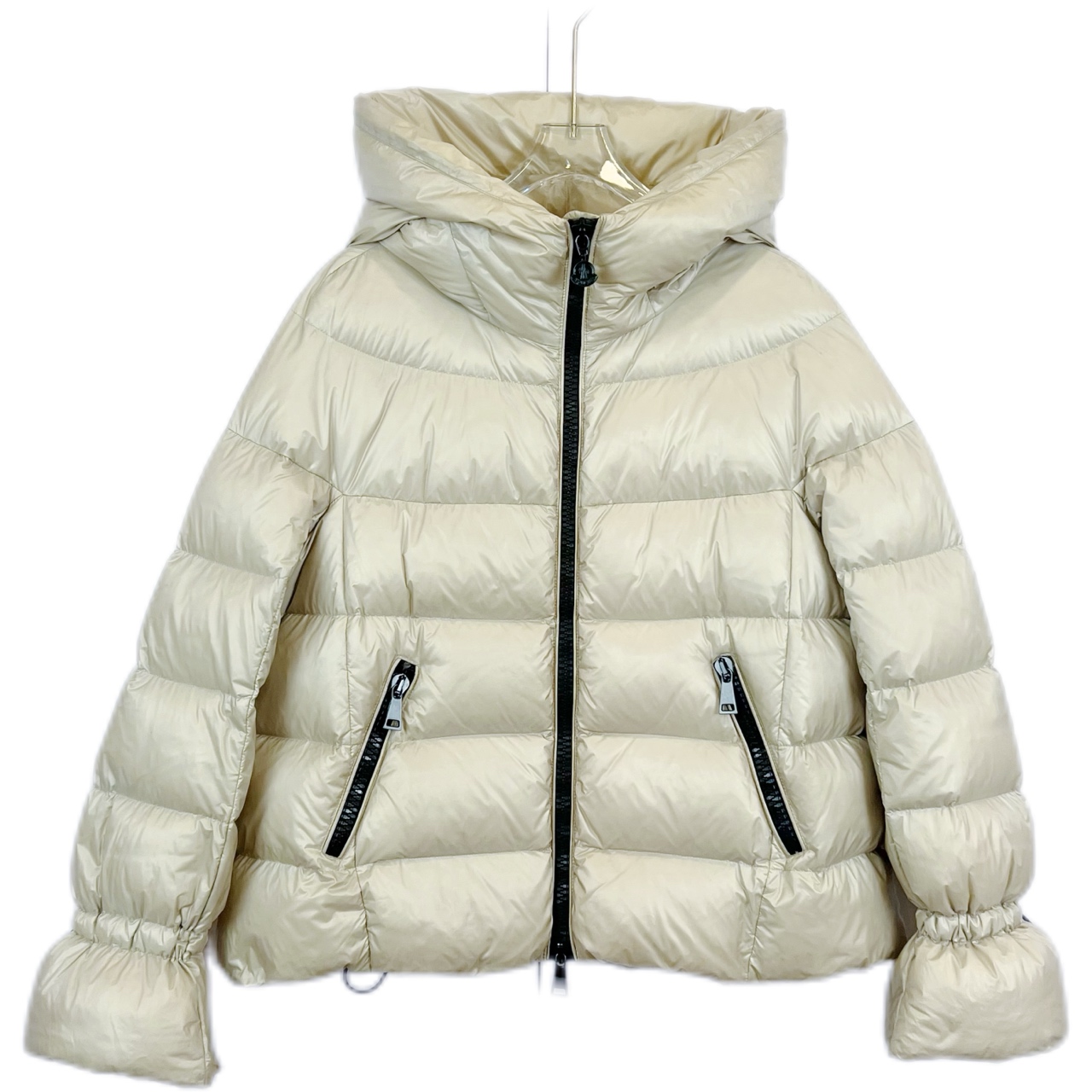 95新 MONCLER 010783 纯色短款拉链兜帽长袖羽绒服 2码