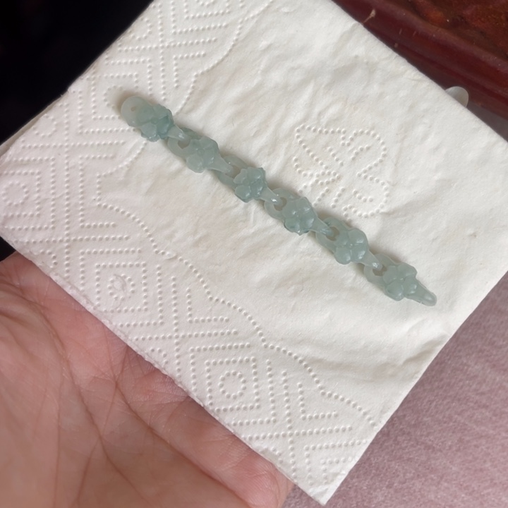 袁***岁定制翡翠未镶嵌翡翠