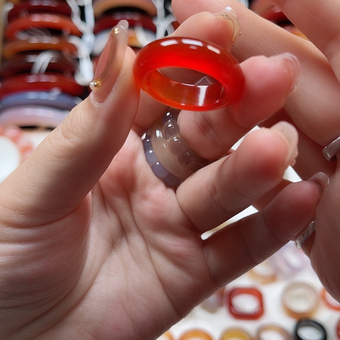 玛瑙/玉髓手镯未镶嵌北*兮