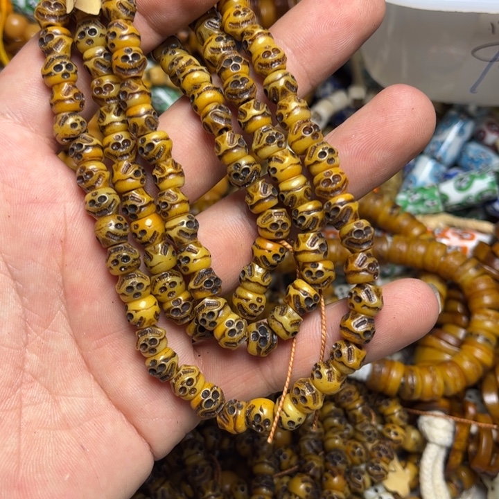 琉璃手工艺品3649。1包