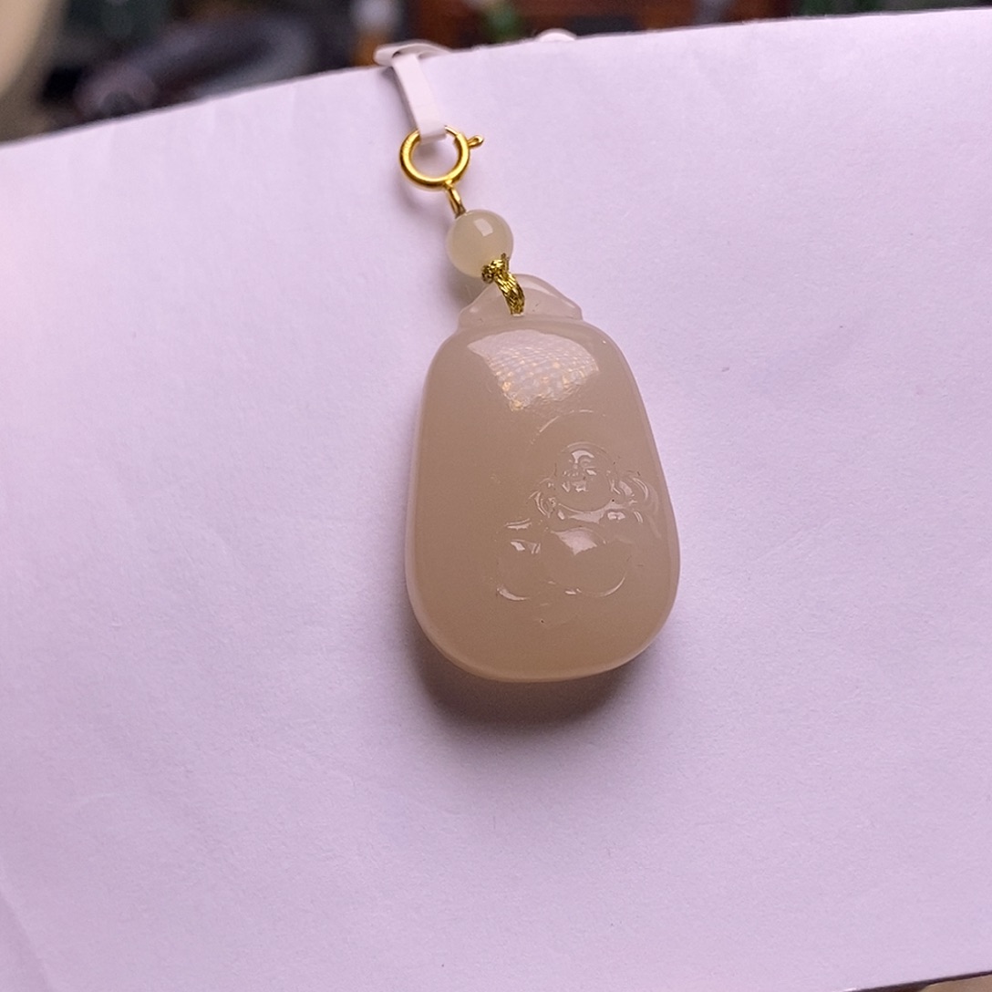 和田玉浓藕粉老矿料福利价金镶佛牌未镶嵌