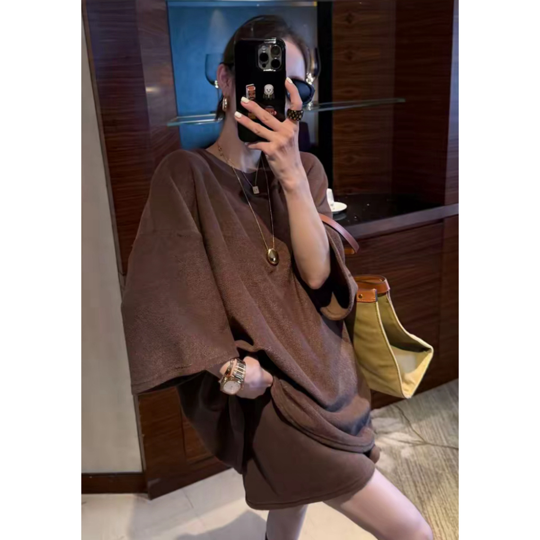 2025秋冬【精品羊绒】加厚 宽松慵懒感 时尚百搭中长款阔版上衣