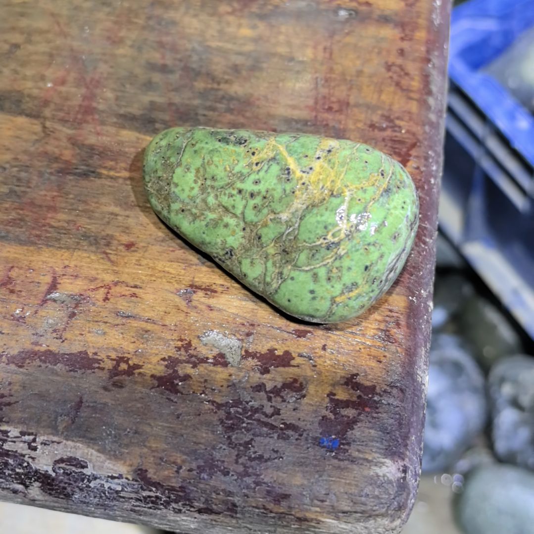 门***云藏玉药王石原石一个摆件