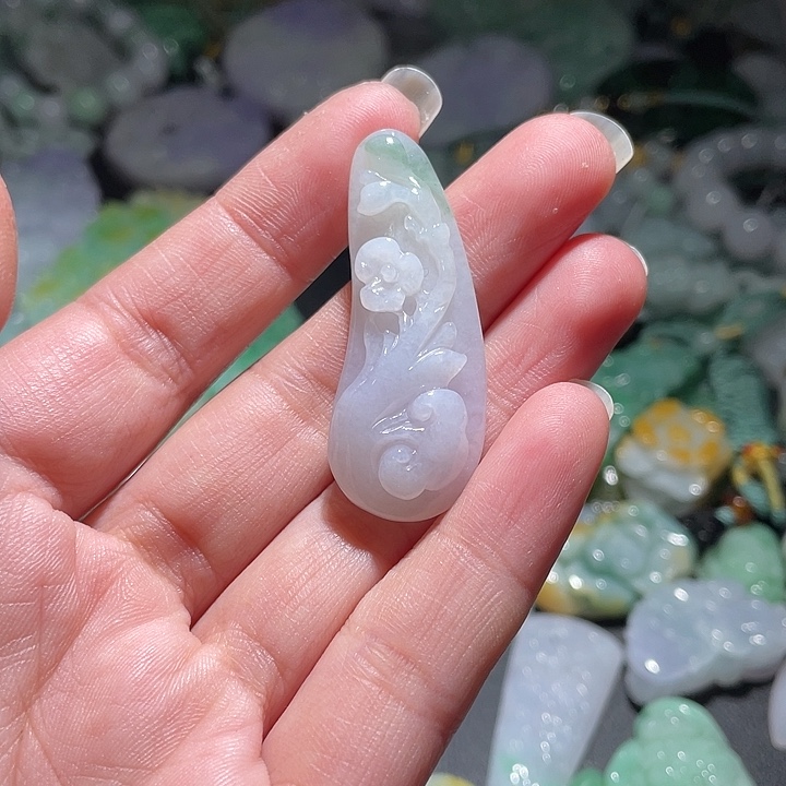 颈饰未镶嵌翡翠天