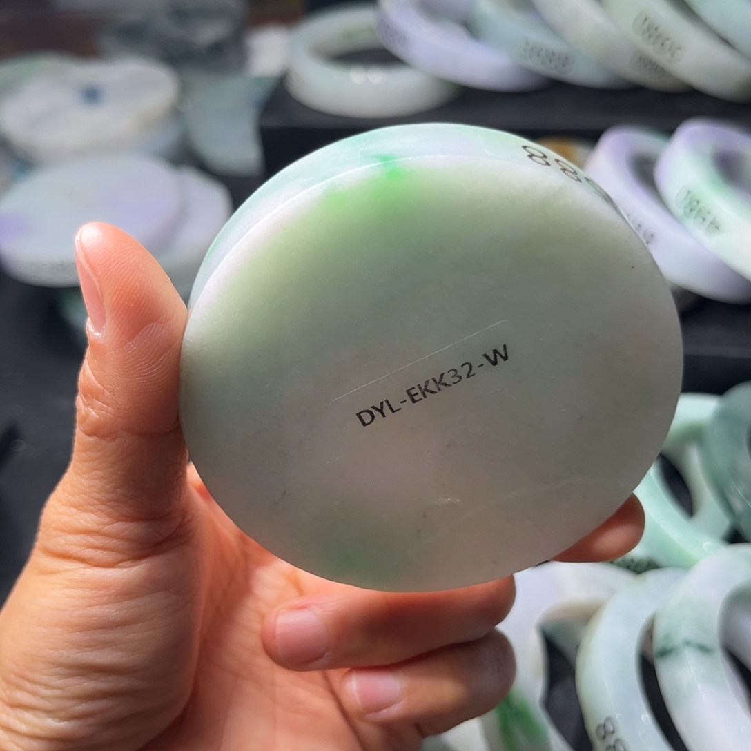 定制翡翠手镯未镶嵌