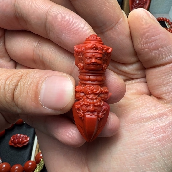 南红玛瑙颈饰未镶嵌带***子