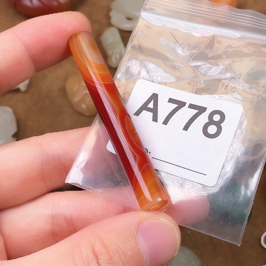玛瑙/玉髓合金颈饰