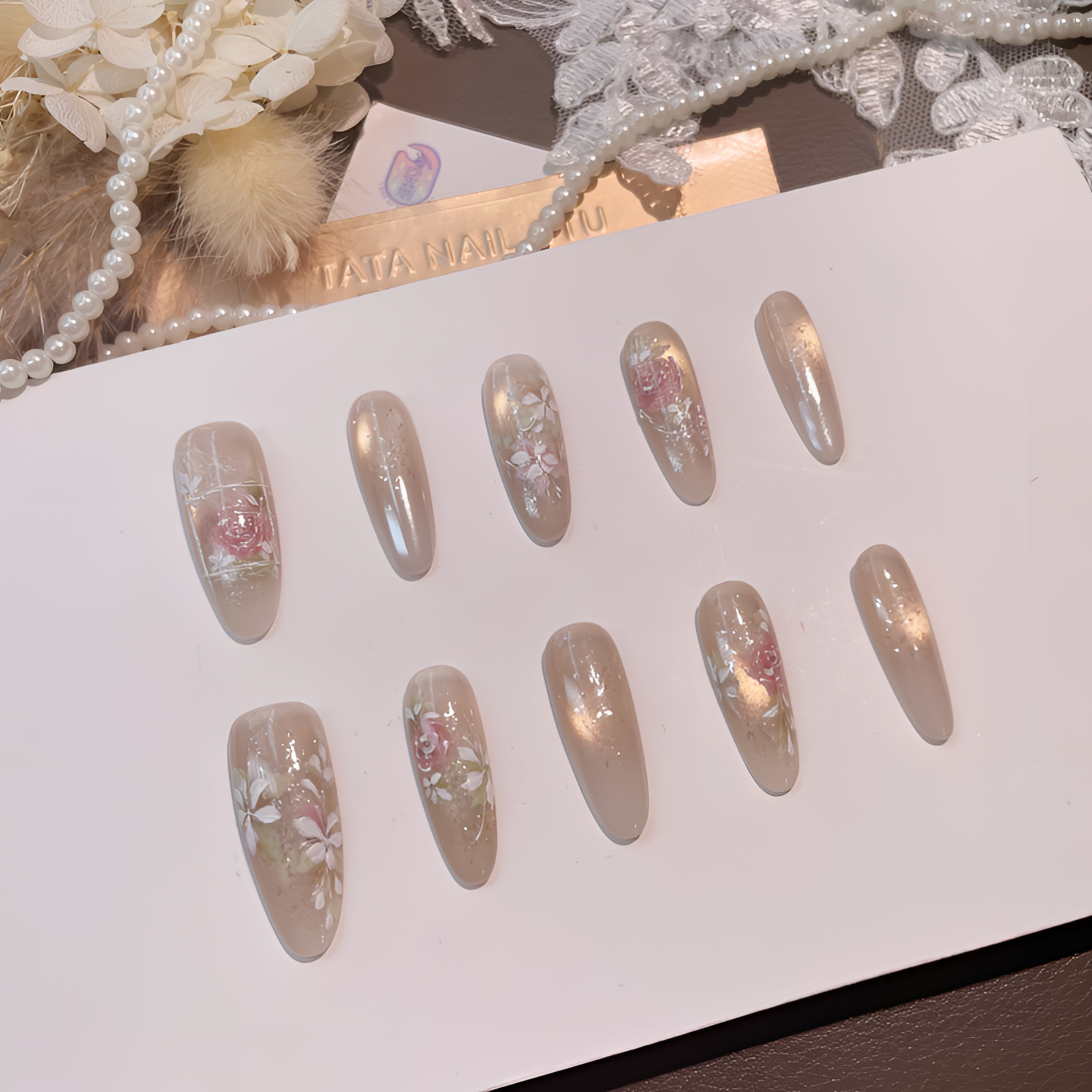 A2334『浅杏繁花』浪漫轻奢风奶杏猫眼灵珠手绘油画繁花手工穿戴甲