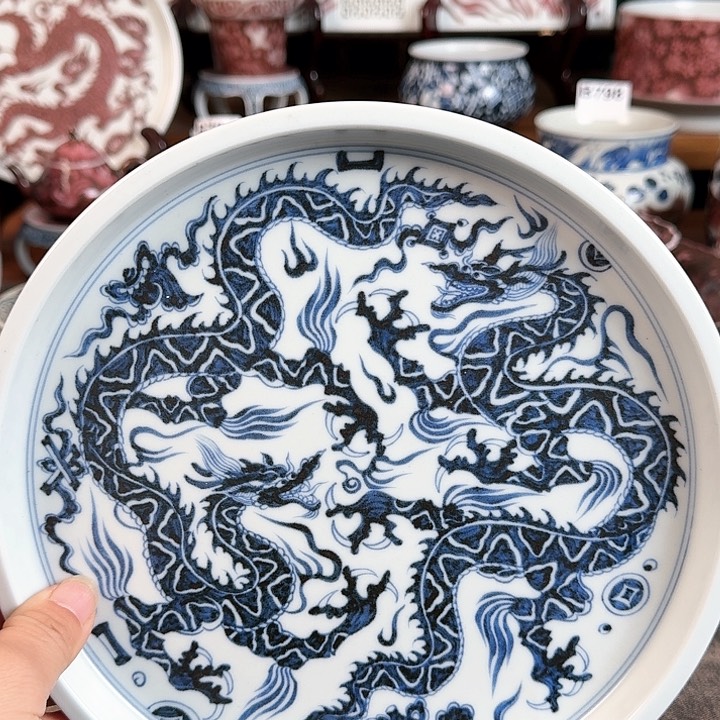 景德镇陶瓷手工艺作品