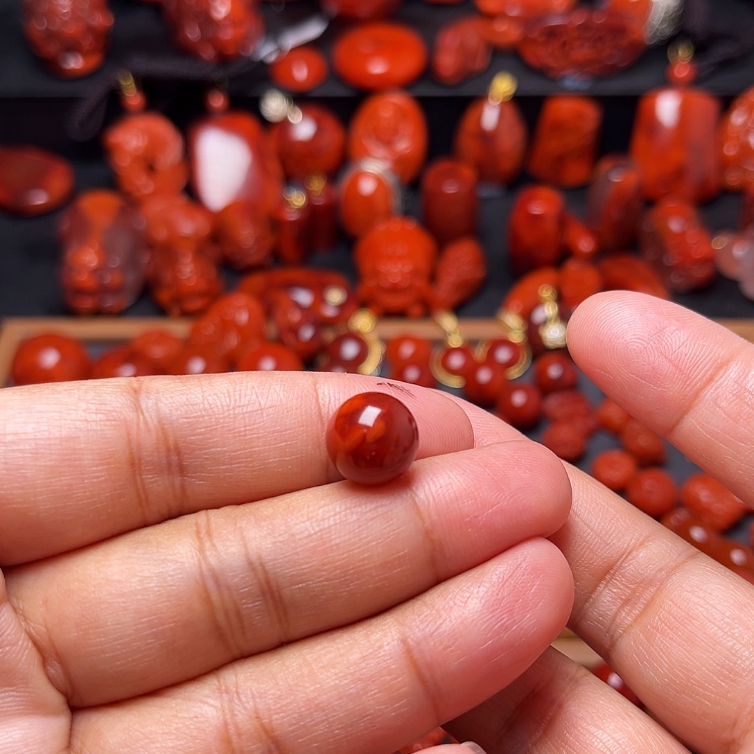 南红玛瑙未镶嵌配饰牛血火焰纹圆珠11.4mm