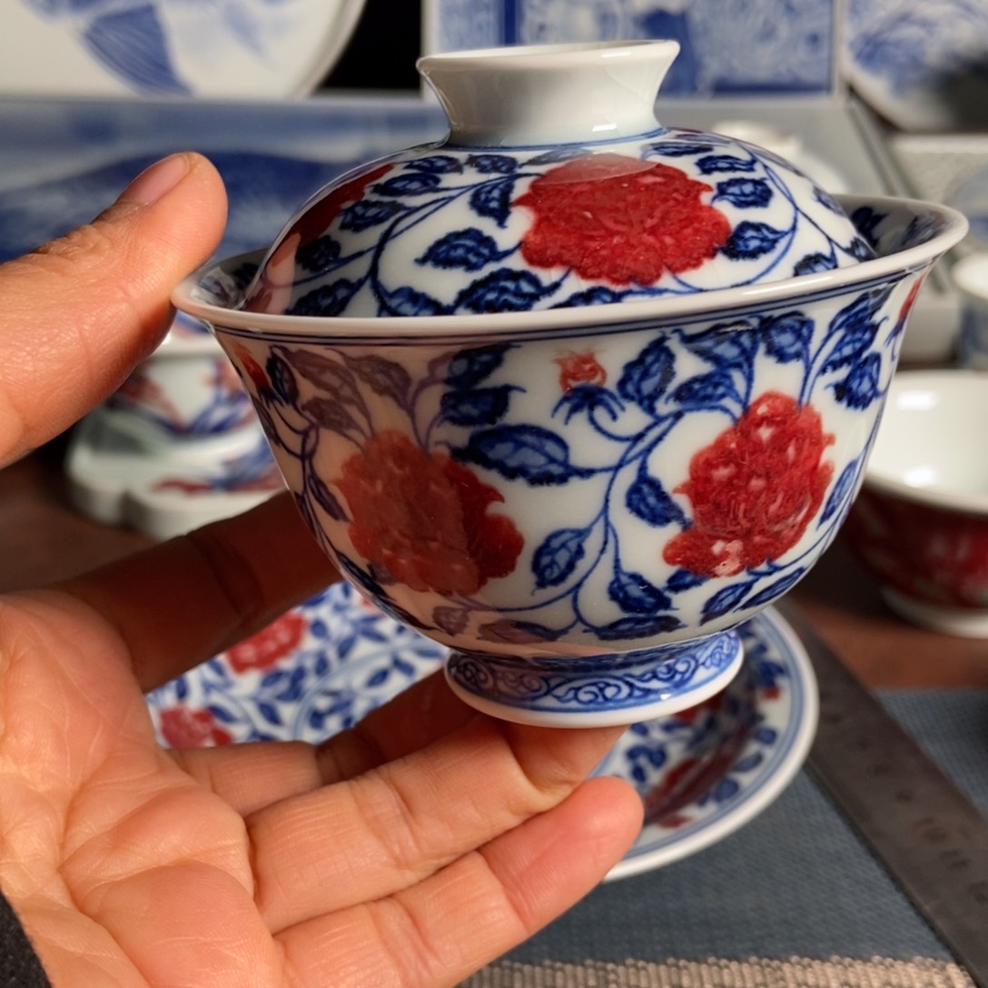 锋***景德镇的陶瓷艺术微瑕