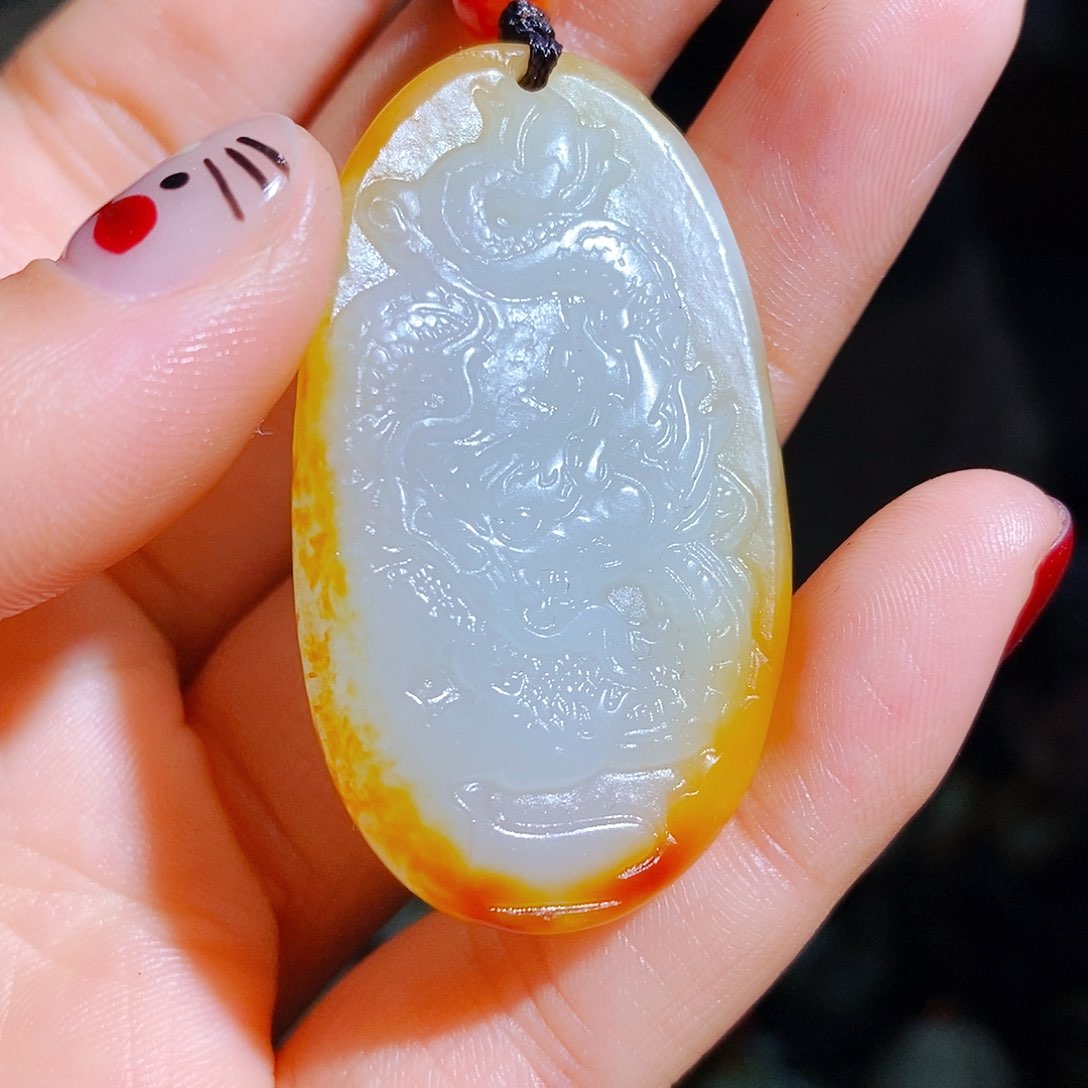 和田玉颈饰未镶嵌