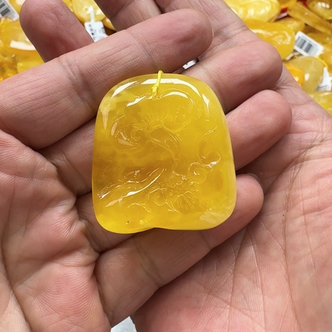 琥珀未镶嵌珠宝奇石168
