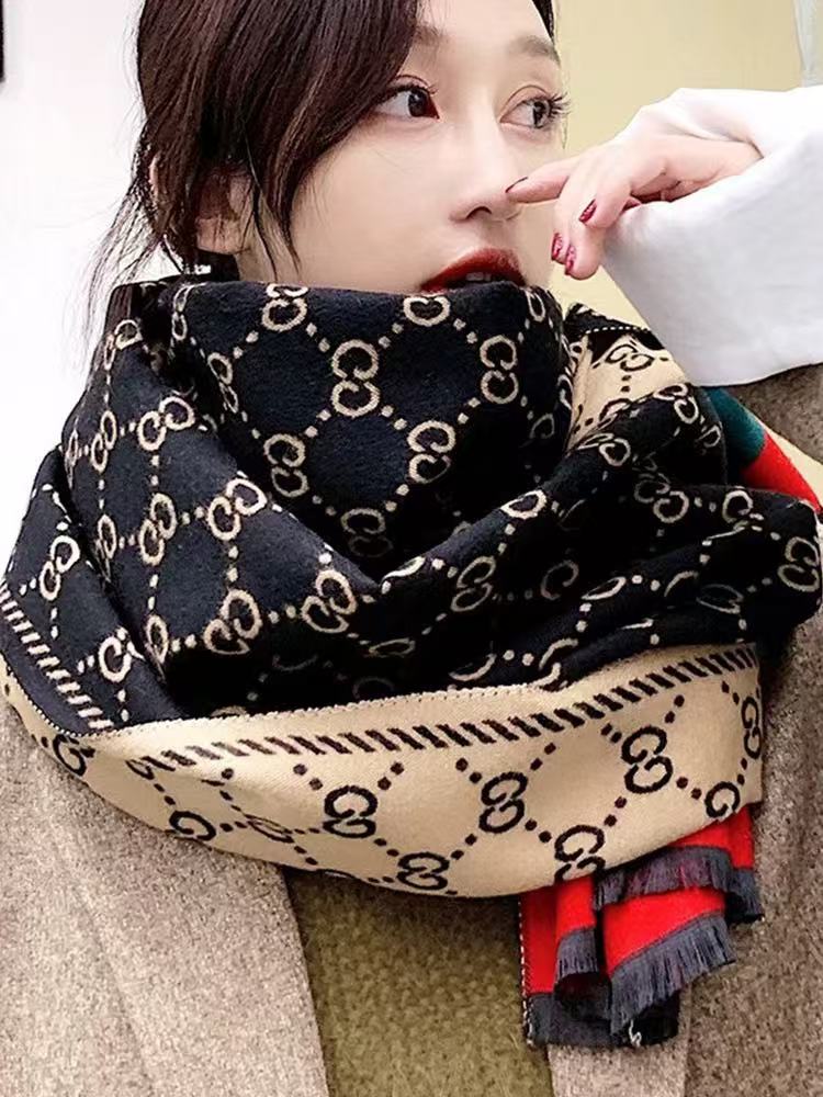 内蒙古厂家直邮羊绒围巾披肩两用CC字母时尚韩版70×190CM双面围脖