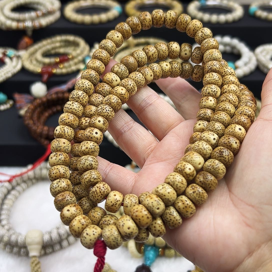 学***e手串星月菩提星月菩提手串陈籽鸡油黄
